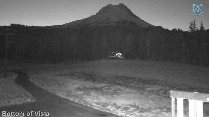 Mount Hood Meadows: Bottom of Vista (mthood.info)