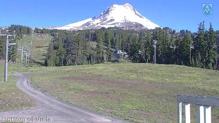 Mount Hood Meadows: Bottom of Vista (mthood.info)