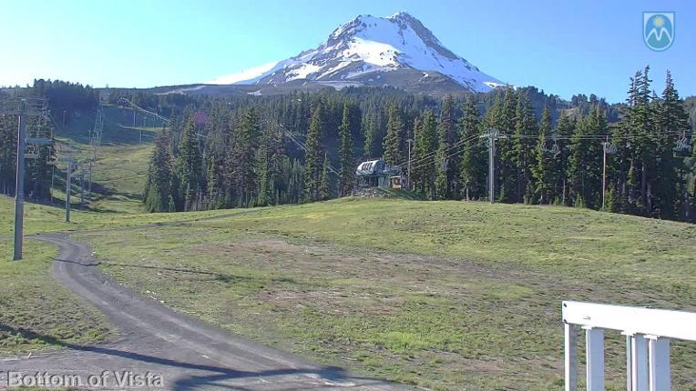 Webcam Mount Hood Meadows: Bottom of Vista