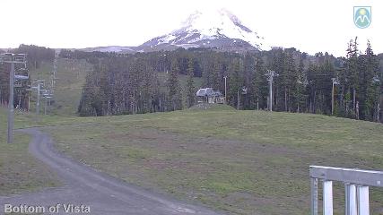 Mount Hood Meadows: Bottom of Vista (mthood.info)