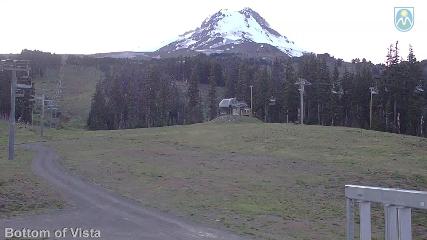 Mount Hood Meadows: Bottom of Vista (mthood.info)