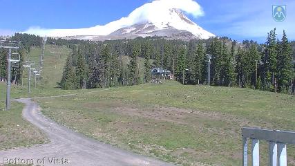 Mount Hood Meadows: Bottom of Vista (mthood.info)