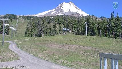 Mount Hood Meadows: Bottom of Vista (mthood.info)