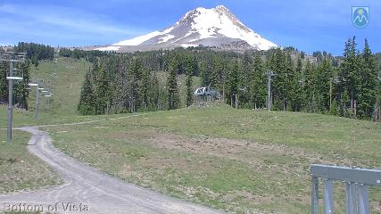 Mount Hood Meadows: Bottom of Vista (mthood.info)