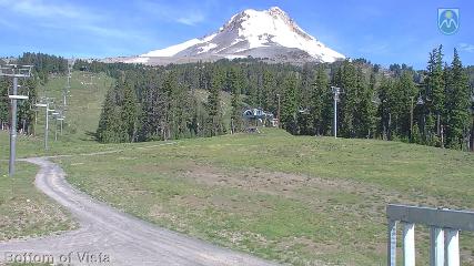 Mount Hood Meadows: Bottom of Vista (mthood.info)