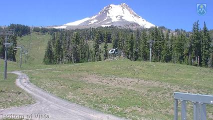 Mount Hood Meadows: Bottom of Vista (mthood.info)