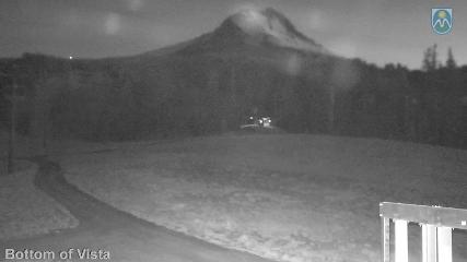 Mount Hood Meadows: Bottom of Vista (mthood.info)
