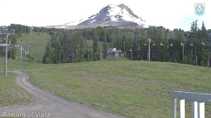 Mount Hood Meadows: Bottom of Vista (mthood.info)