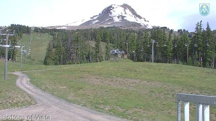 Mount Hood Meadows: Bottom of Vista (mthood.info)