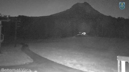 Mount Hood Meadows: Bottom of Vista (mthood.info)