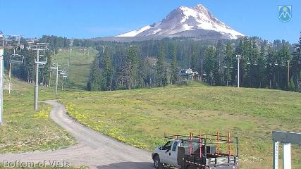 Mount Hood Meadows: Bottom of Vista (mthood.info)