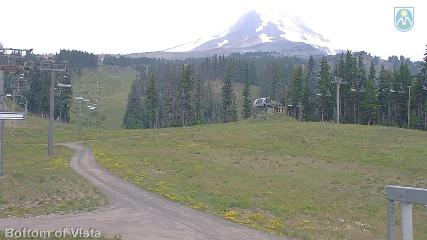Mount Hood Meadows: Bottom of Vista (mthood.info)