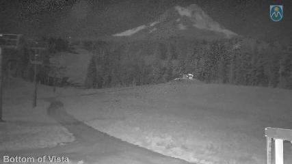 Mount Hood Meadows: Bottom of Vista (mthood.info)