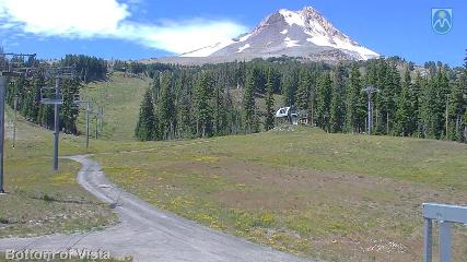 Mount Hood Meadows: Bottom of Vista (mthood.info)