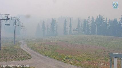 Mount Hood Meadows: Bottom of Vista (mthood.info)