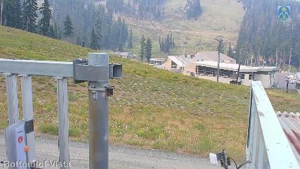 Mount Hood Meadows: Bottom of Vista (mthood.info)