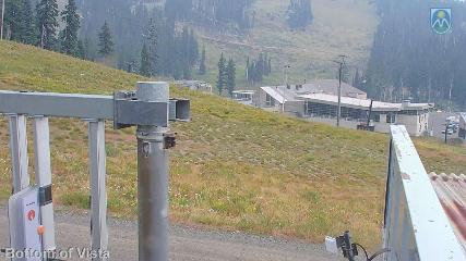Mount Hood Meadows: Bottom of Vista (mthood.info)