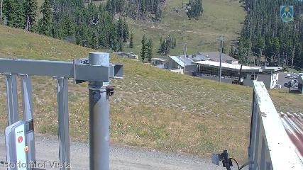 Mount Hood Meadows: Bottom of Vista (mthood.info)
