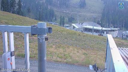 Mount Hood Meadows: Bottom of Vista (mthood.info)
