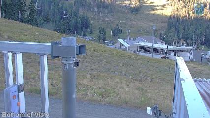 Mount Hood Meadows: Bottom of Vista (mthood.info)