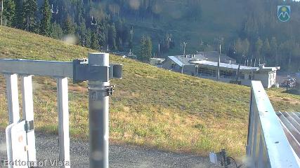 Mount Hood Meadows: Bottom of Vista (mthood.info)