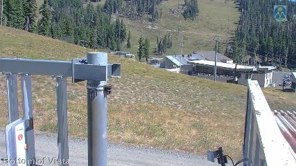 Mount Hood Meadows: Bottom of Vista (mthood.info)