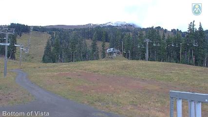 Mount Hood Meadows: Bottom of Vista (mthood.info)