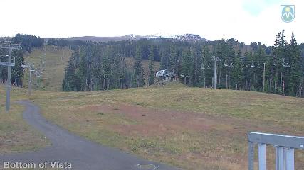 Mount Hood Meadows: Bottom of Vista (mthood.info)