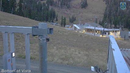 Mount Hood Meadows: Bottom of Vista (mthood.info)