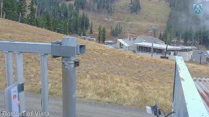 Mount Hood Meadows: Bottom of Vista (mthood.info)