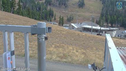 Mount Hood Meadows: Bottom of Vista (mthood.info)