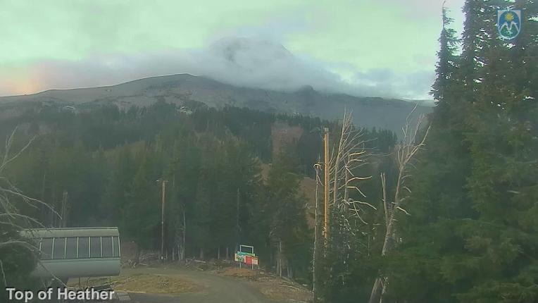 Webcam Mount Hood Meadows: Top of Heather