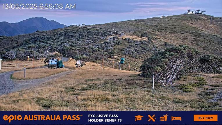 Webcam Mount Hotham: Skating Rink