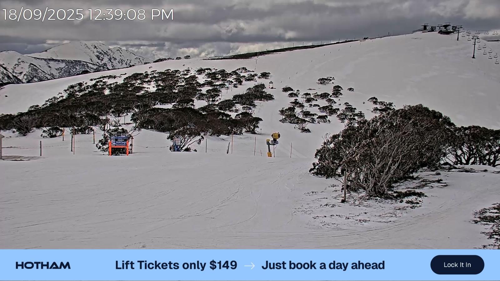 Webcam Mount Hotham: Skating Rink