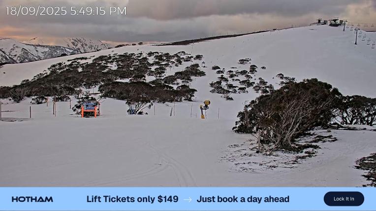 Webcam Mount Hotham: Skating Rink