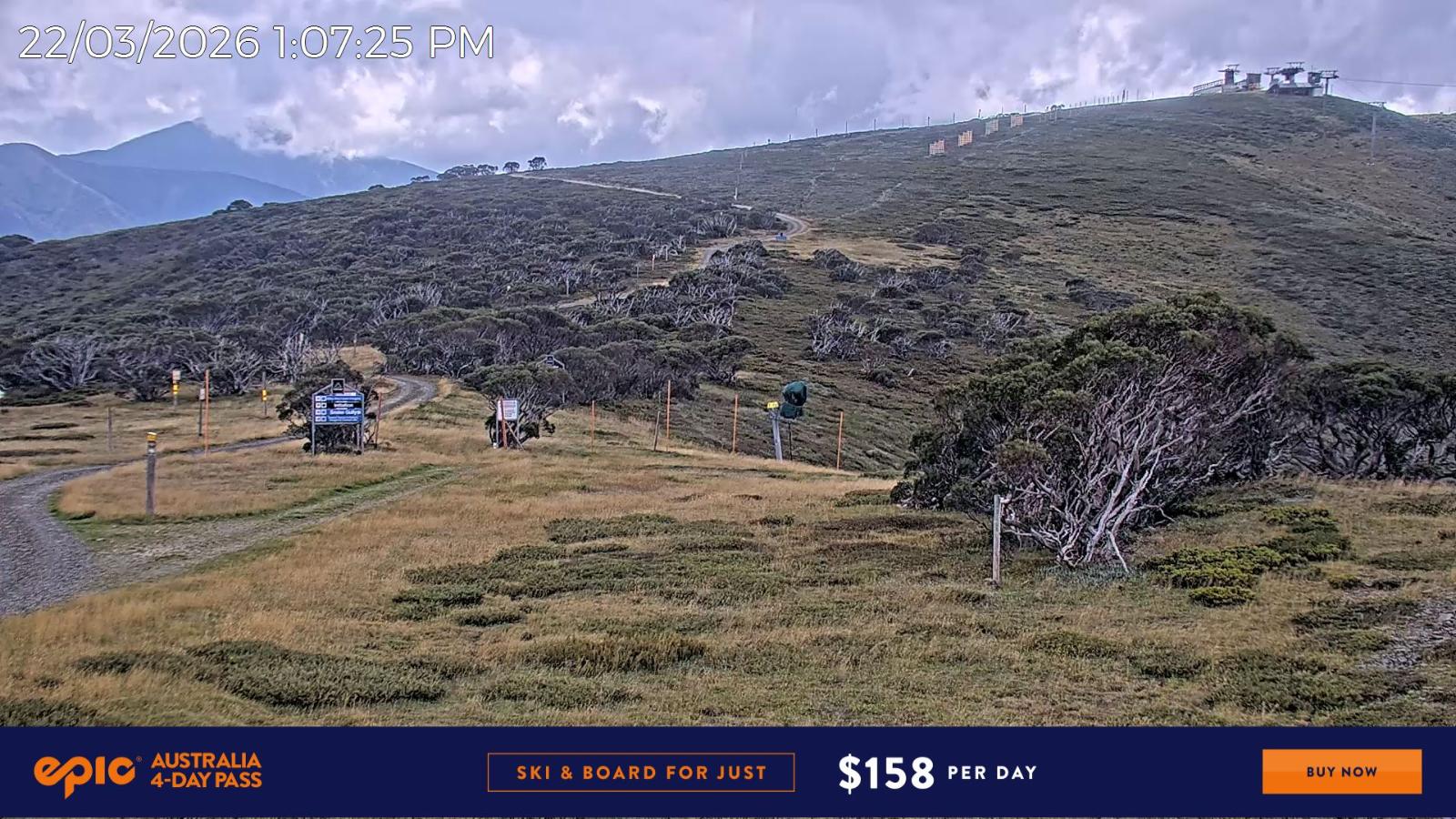 Webcam Mount Hotham: Skating Rink