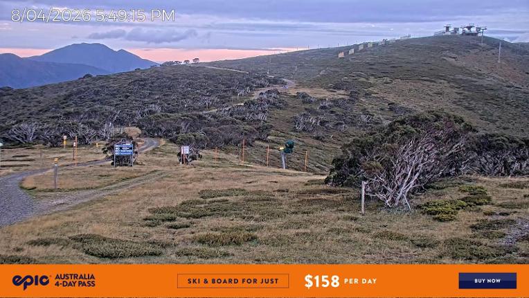 Webcam Mount Hotham: Skating Rink