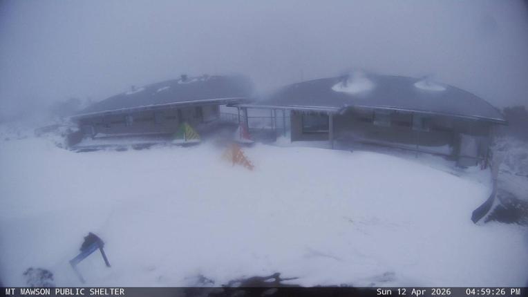 Webcam Mount Mawson: Public shelter