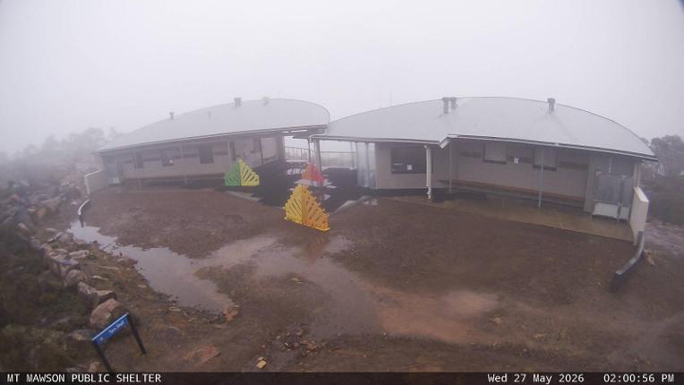 Webcam Mount Mawson: Public shelter