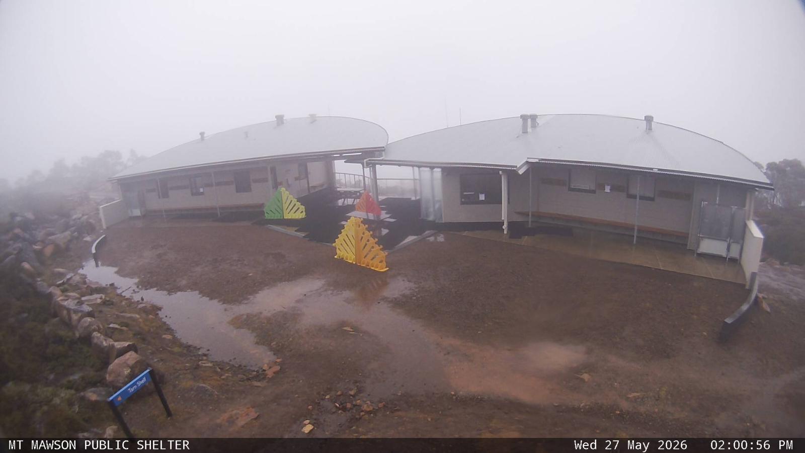 Webcam Mount Mawson: Public shelter