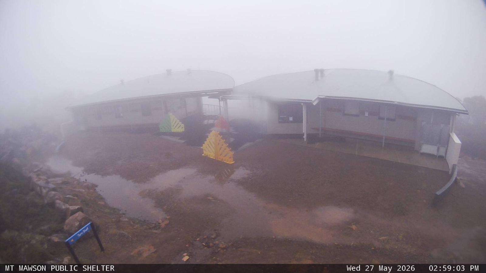 Webcam Mount Mawson: Public shelter