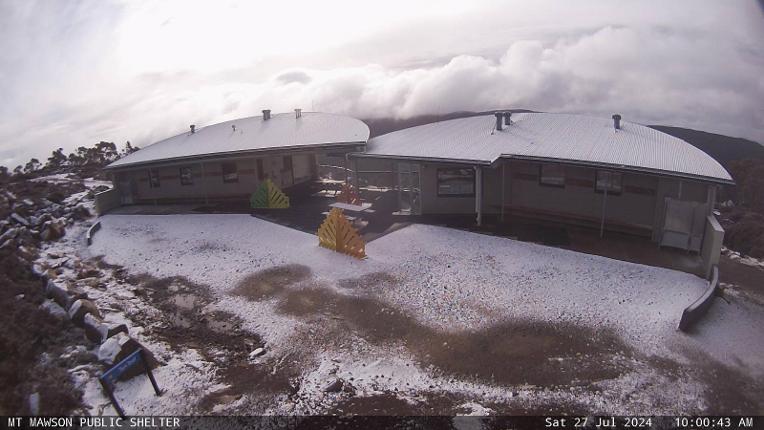 Webcam Mount Mawson: Public shelter