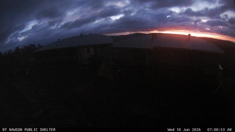 Webcam Mount Mawson: Public shelter