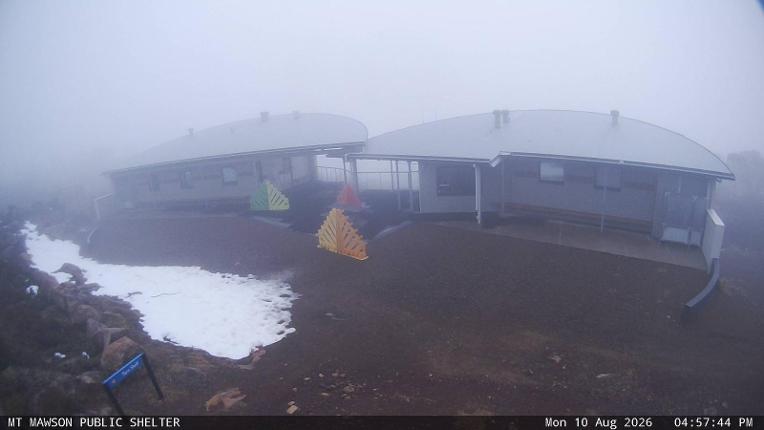 Webcam Mount Mawson: Public shelter