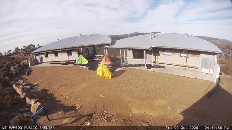 Webcam Mount Mawson: Public shelter