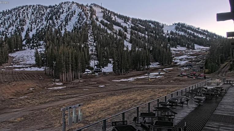 Webcam Mount Rose: Main Lodge