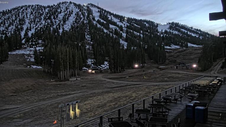 Webcam Mount Rose: Main Lodge
