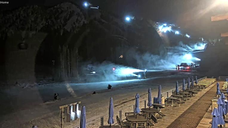 Webcam Mount Rose: Main Lodge