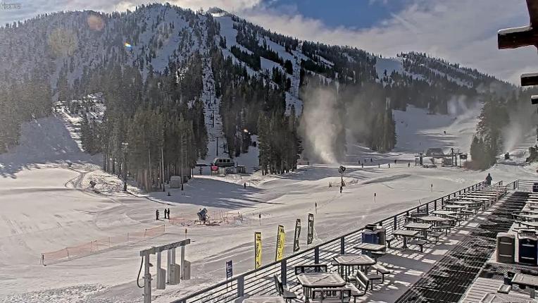 Webcam Mount Rose: Main Lodge