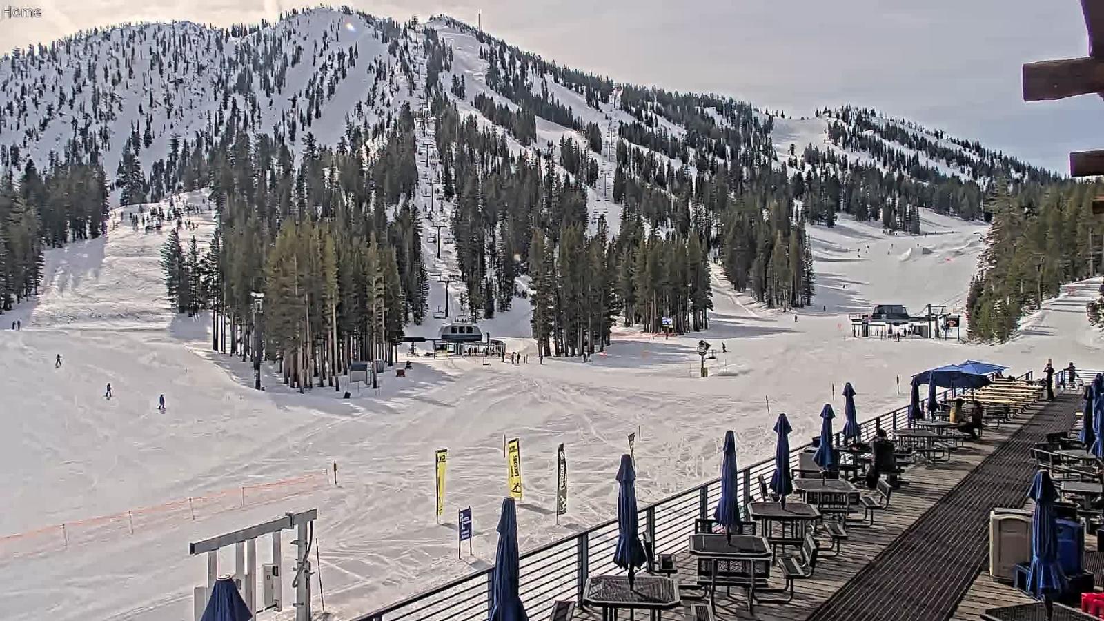 Webcam Mount Rose: Main Lodge